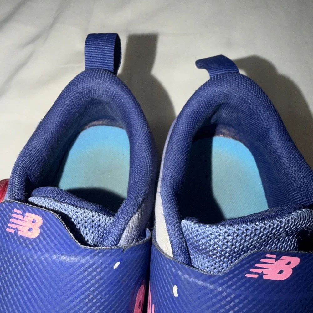 New Balance Size 5 Youth Or Women's Sz 6 Sneakers Blue‎ and Pink Athletic Design